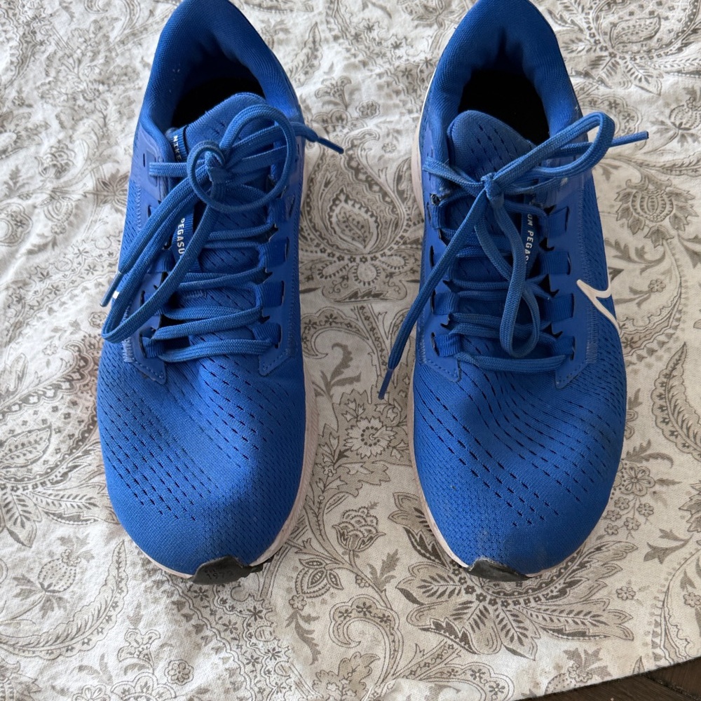 Nike Blue Athletic Running Shoes